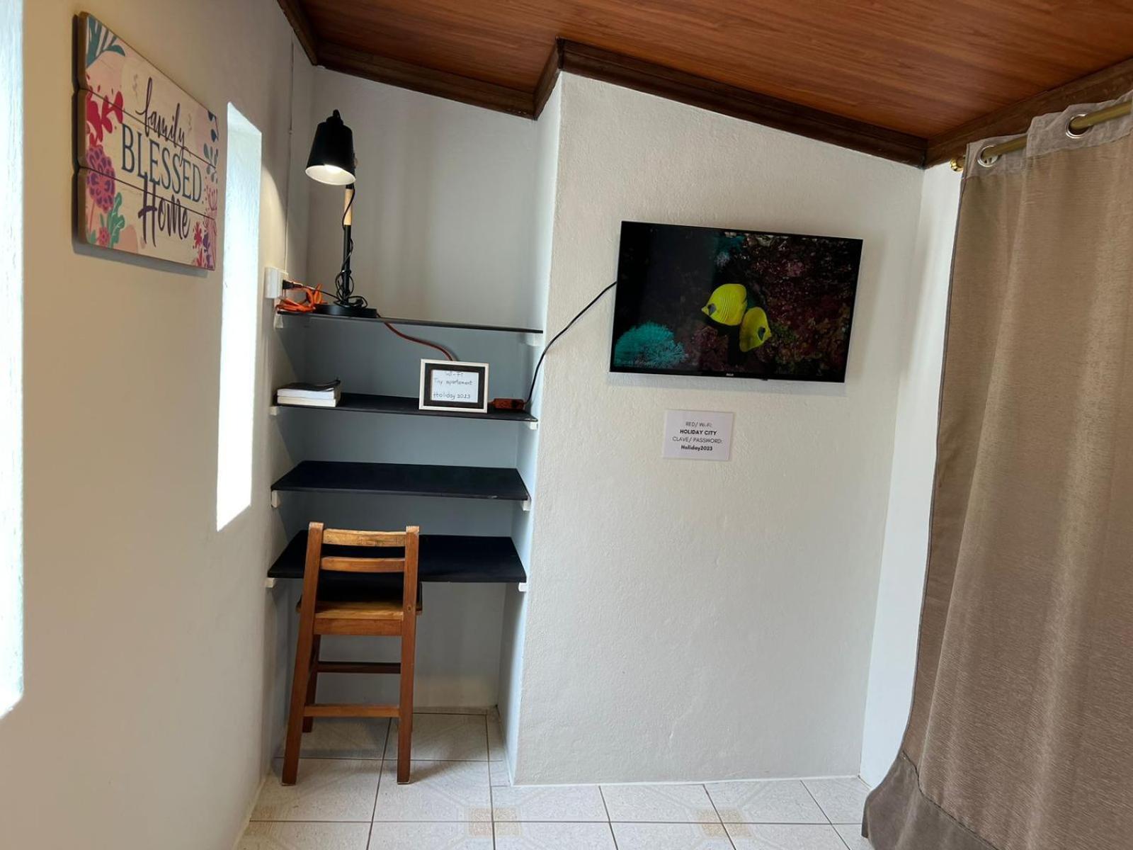 Tiny Apartment In The City Rooftop Terrace Baños Extérieur photo